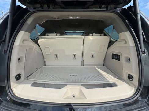 Certified 2025 Cadillac Escalade Sport Platinum w/ LPO, ONYX Package AWD/4WD image 14