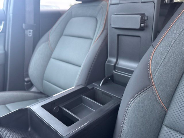 New 2027 GMC Terrain AT4 w/ Convenience Package III AWD/4WD image 27