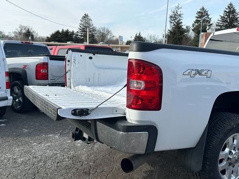 Used 2011 Chevrolet Silverado 3500 LT image 20