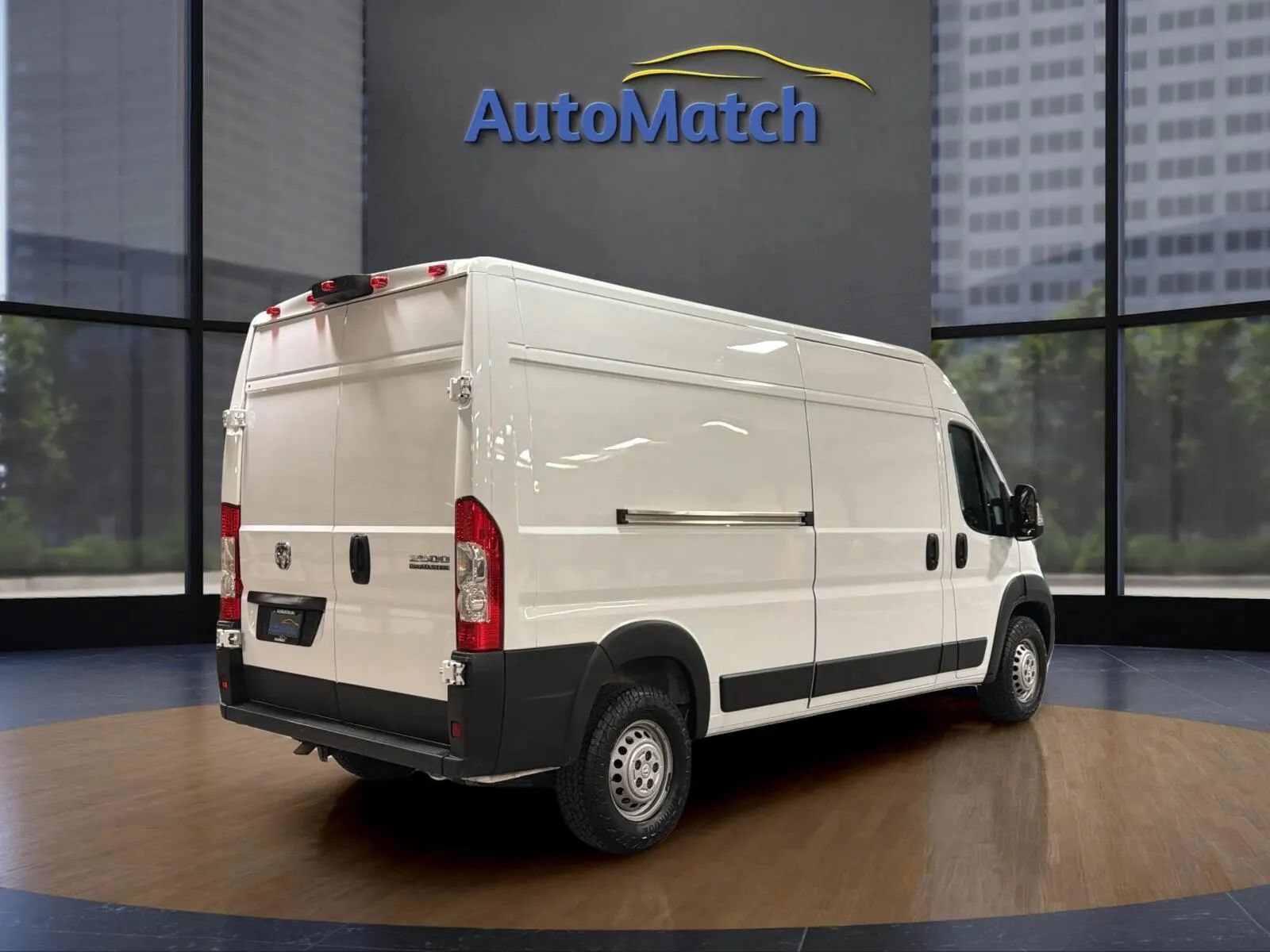 Used 2024 RAM ProMaster 2500 w/ Premium Convenience Group FWD image 11
