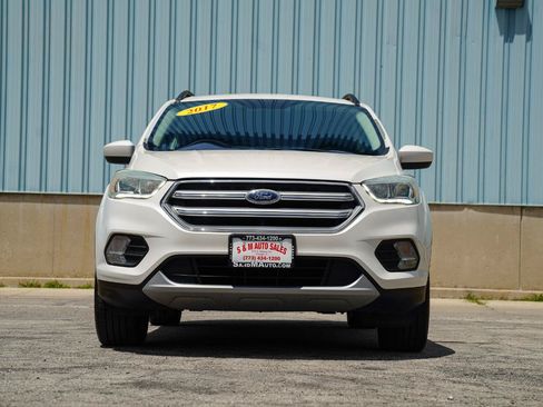Used 2017 Ford Escape SE w/ Equipment Group 201A AWD/4WD image 5