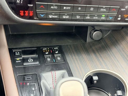 Used 2019 Lexus RX 350 AWD image 6