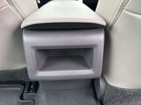 Used 2021 Toyota Camry SE image 23