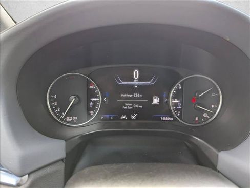 Used 2022 Buick Enclave Premium AWD/4WD image 16