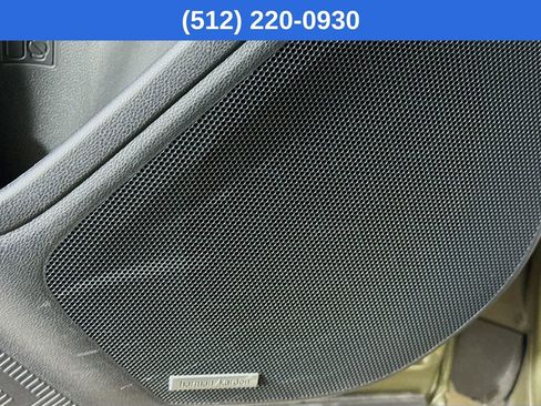 Certified 2025 Subaru Forester Limited image 23