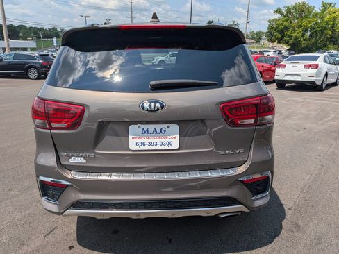 Used 2019 Kia Sorento SX FWD image 5