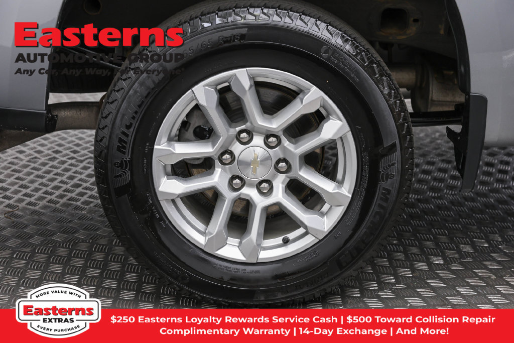 Used 2023 Chevrolet Silverado 1500 LT AWD/4WD image 33