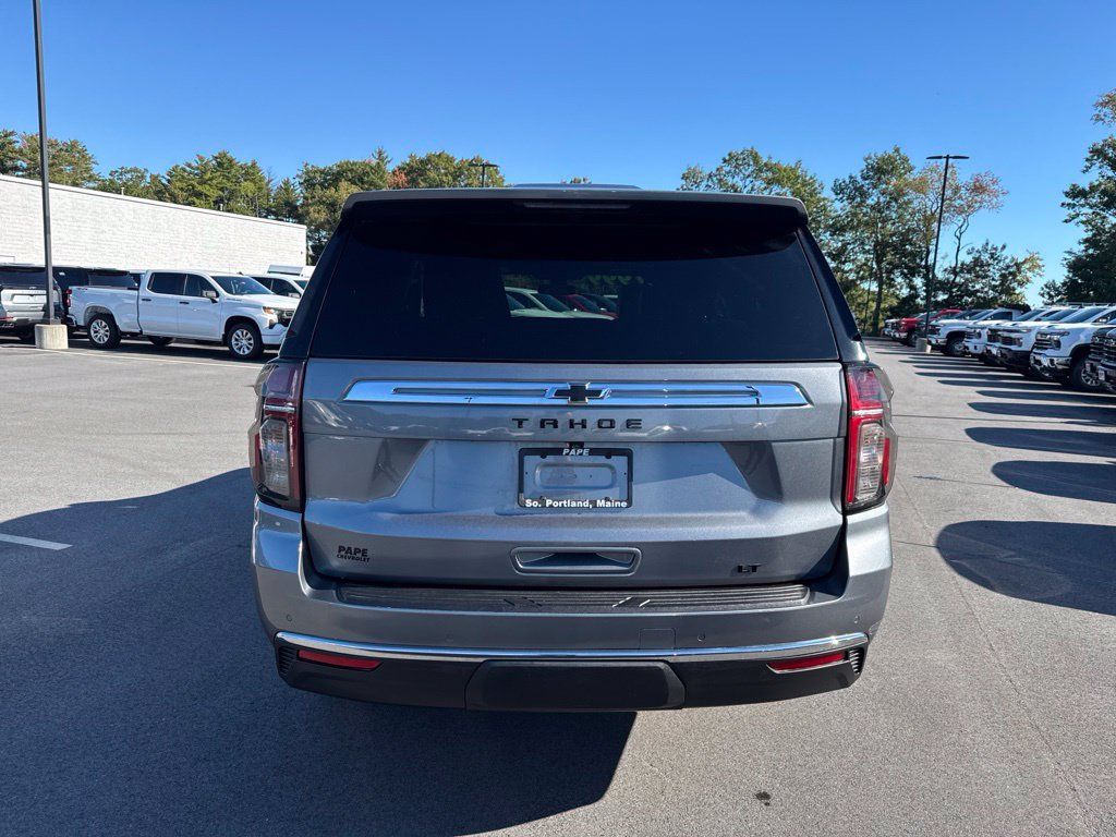 Used 2022 Chevrolet Tahoe LT w/ Luxury Package AWD/4WD image 4