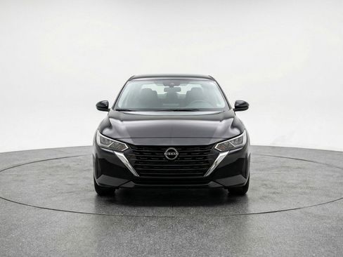 Used 2025 Nissan Sentra S image 2