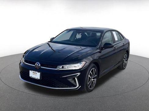 Used 2025 Volkswagen Jetta SE image 7