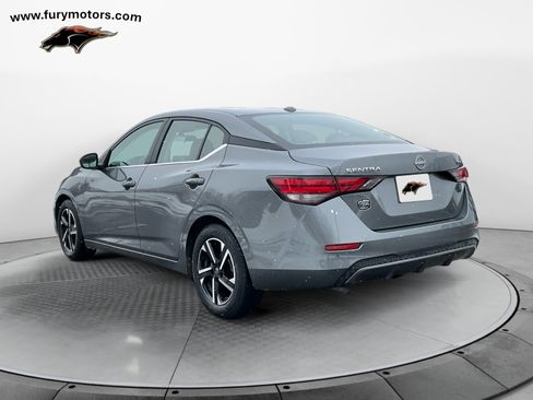 Used 2024 Nissan Sentra SV image 5