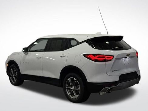 Used 2023 Chevrolet Blazer LT w/ Driver Confidence Package image 9