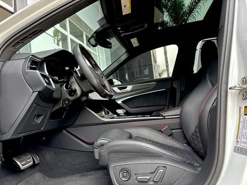 Used 2023 Audi RS 6 AWD/4WD image 12