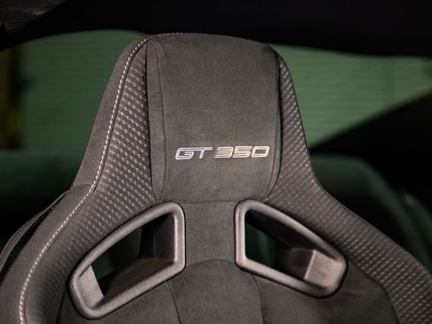 Used 2017 Ford Mustang Shelby GT350 w/ Electronics Package image 28