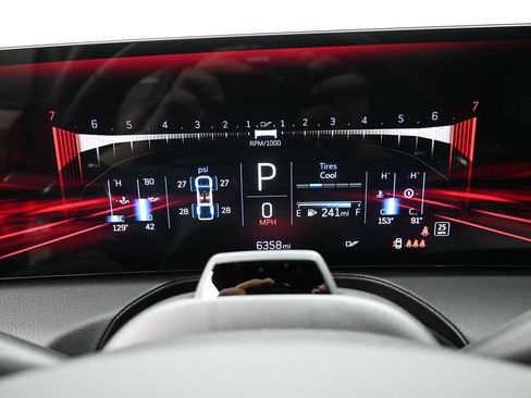 Used 2025 Cadillac CT5 V Blackwing w/ Super Cruise 1 Package image 12