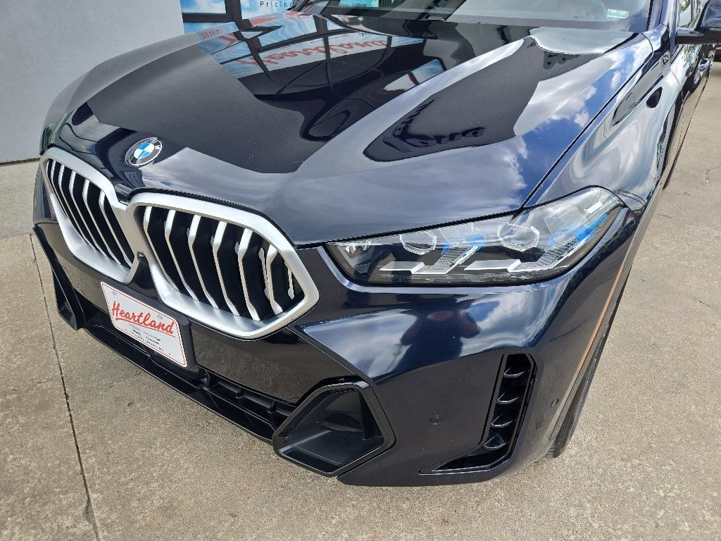 Used 2024 BMW X6 xDrive40i w/ Executive Package AWD/4WD image 19