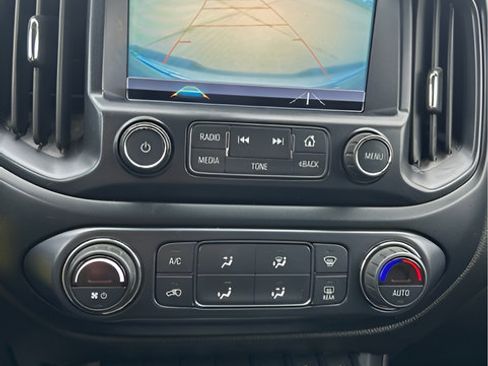 Used 2018 Chevrolet Colorado ZR2 AWD/4WD image 23