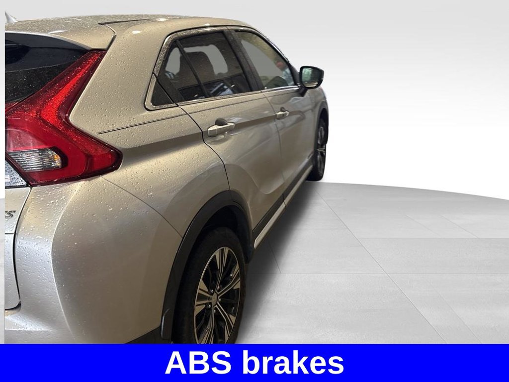 Used 2018 Mitsubishi Eclipse Cross SEL AWD/4WD image 6