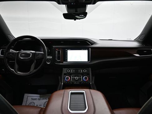 Used 2023 GMC Yukon Denali Ultimate image 28