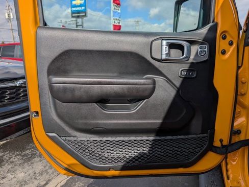 Used 2021 Jeep Wrangler Unlimited Sport image 9