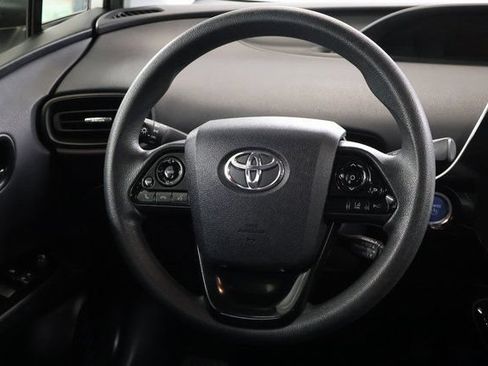 Used 2022 Toyota Prius LE FWD image 14