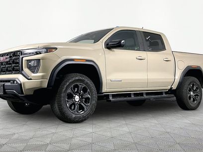 Used 2024 GMC Canyon Elevation w/ Elevation Premium Package