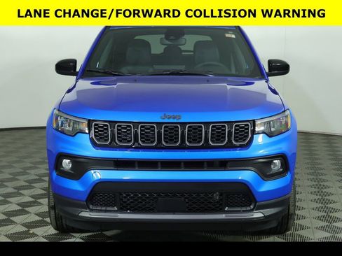 New 2026 Jeep Compass Latitude image 8