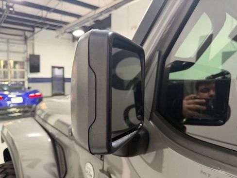 Used 2022 Jeep Wrangler Unlimited Sahara w/ LED Lighting Group image 14