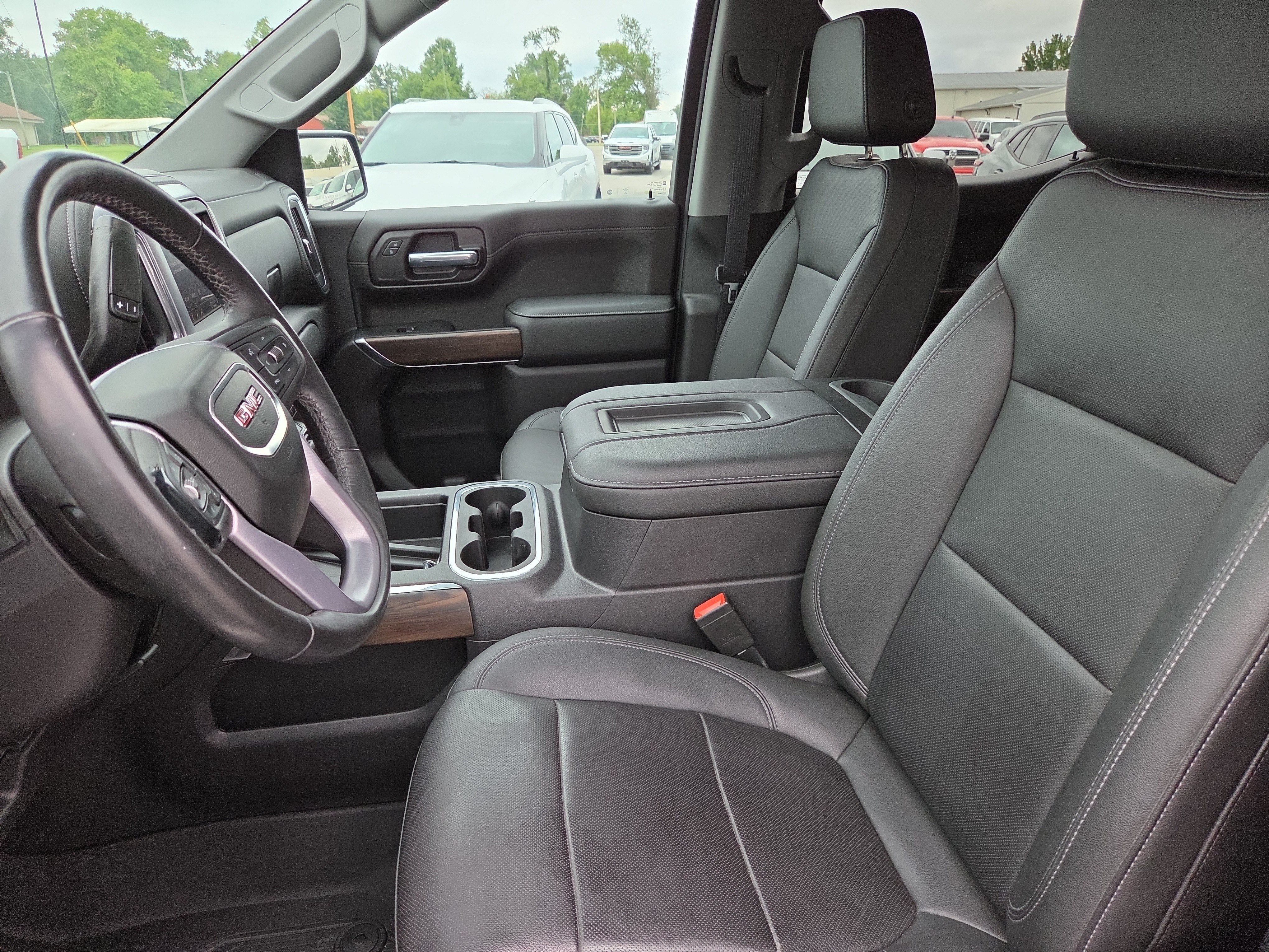 Used 2021 GMC Sierra 1500 SLT w/ SLT Premium Plus Package AWD/4WD image 7