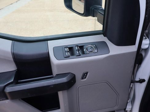 Used 2019 Ford F350 XL w/ Power Equipment Group image 10