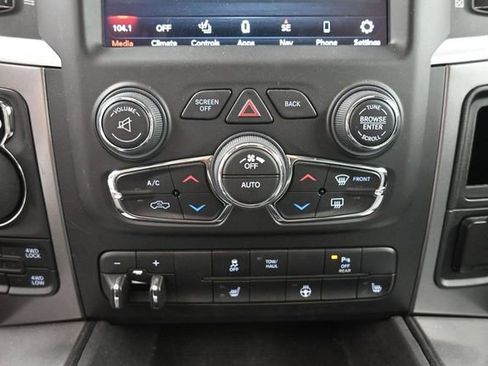 Used 2021 RAM 1500 Classic SLT w/ Electronics Convenience Group AWD/4WD image 25
