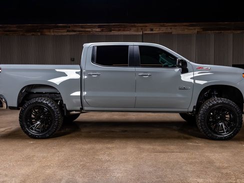 Used 2024 Chevrolet Silverado 1500 LT w/ Texas Edition Plus image 11