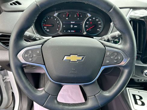 Used 2023 Chevrolet Traverse LT AWD/4WD image 27