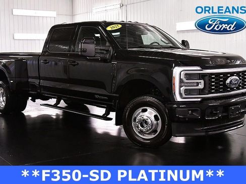 Used 2025 Ford F350 Platinum image 1