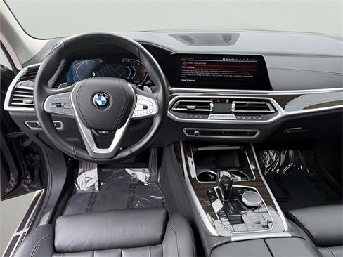 Used 2021 BMW X7 xDrive40i w/ Cold Weather Package image 21