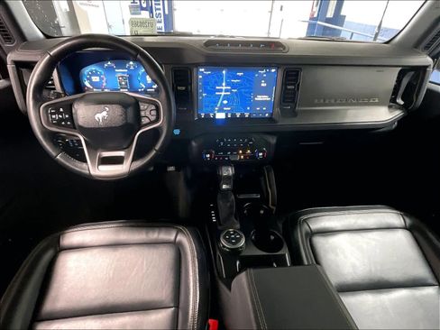 Used 2025 Ford Bronco Badlands AWD/4WD image 22