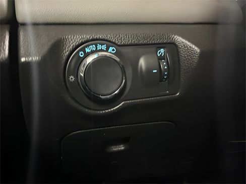 Used 2016 Chevrolet Cruze LS image 15