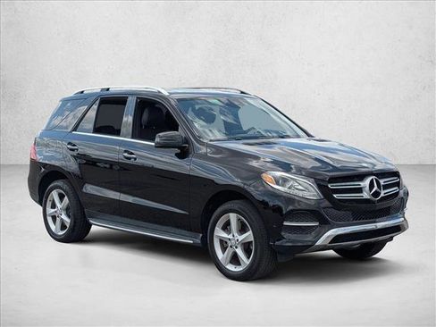 Used 2017 Mercedes-Benz GLE 350 image 3