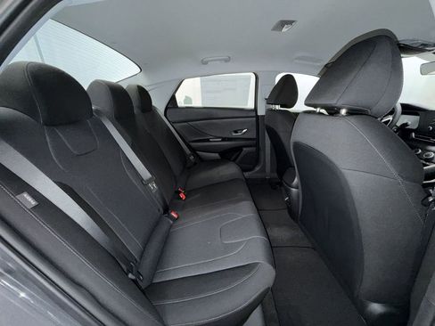 New 2026 Hyundai Elantra SE image 16