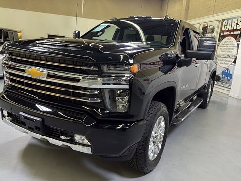 Used 2023 Chevrolet Silverado 3500 High Country w/ Z71 Off-Road Package AWD/4WD image 7