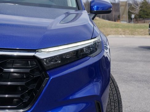 Used 2023 Honda CR-V EX-L image 4