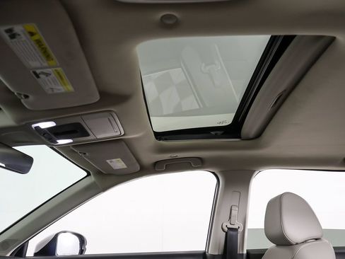 Used 2024 Honda CR-V EX-L image 20