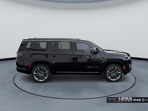 Used 2024 Jeep Wagoneer Series III w/ Premium Group I image 4