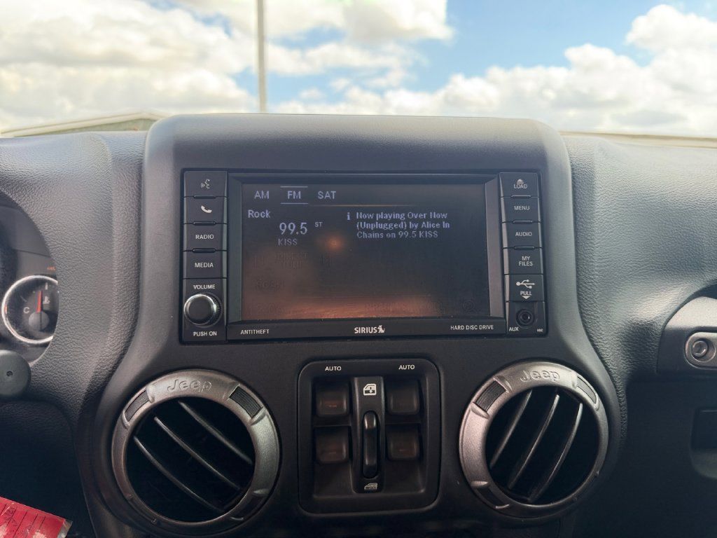 Used 2018 Jeep Wrangler Unlimited Sport S AWD/4WD image 20