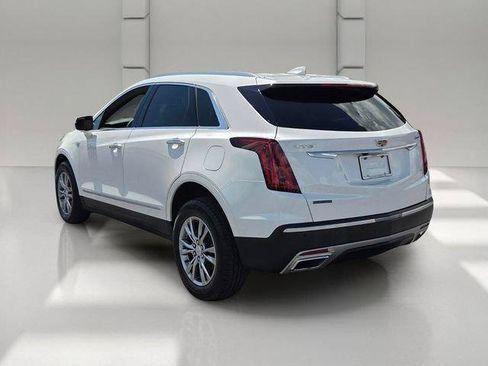Certified 2023 Cadillac XT5 Premium Luxury FWD image 3