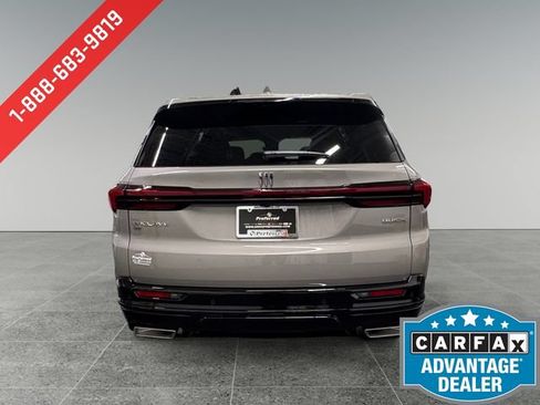 Used 2027 Buick Enclave Sport Touring w/ Power Package AWD/4WD image 24