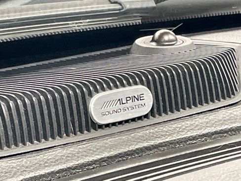 Used 2012 RAM 1500 Laramie w/ Protection Group image 11