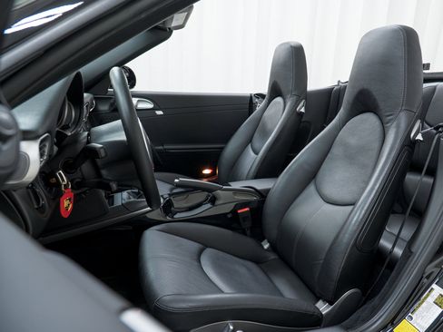 Used 2012 Porsche 911 Carrera Black Edition image 18