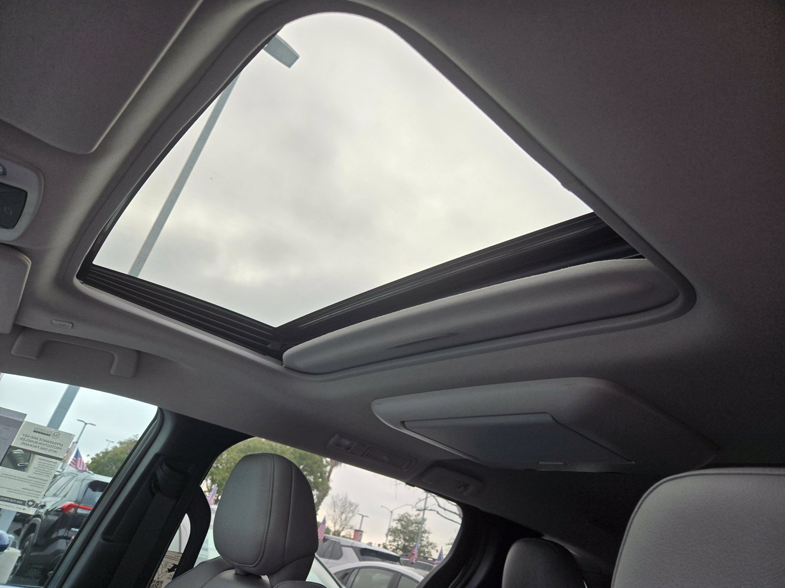 Certified 2026 Toyota Sienna XLE FWD image 18