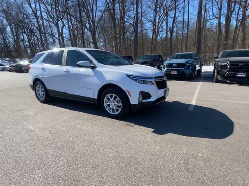 Used 2024 Chevrolet Equinox LT image 5